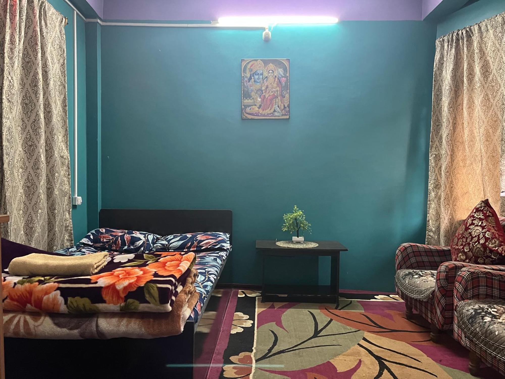 Pradhan Homestay Mirik - Homestay Beside Mirik Lake Екстериор снимка